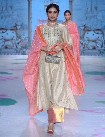Kurta